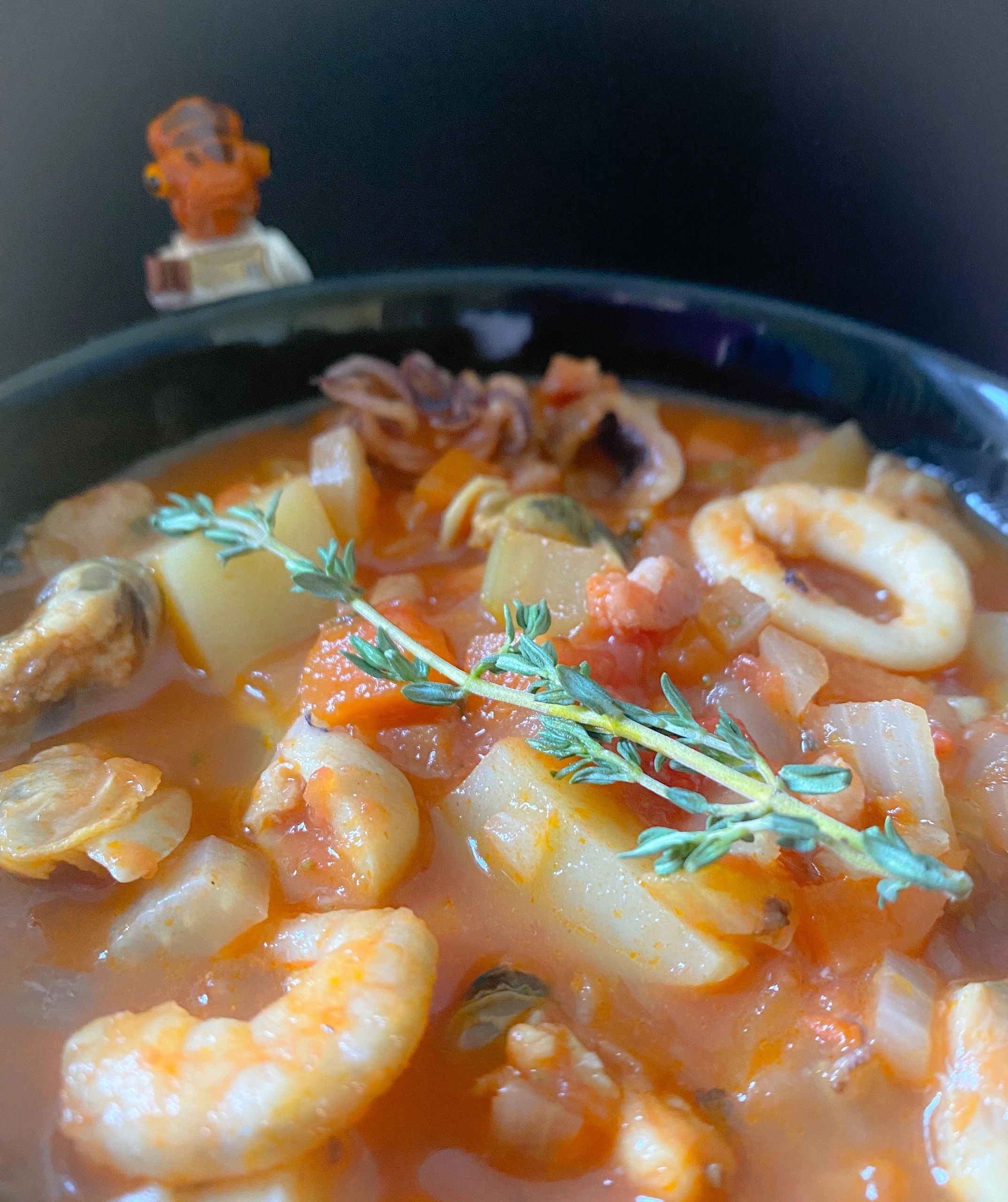 Mon Cala Takes Manhattan! Manhattan Style Seafood Chowder
