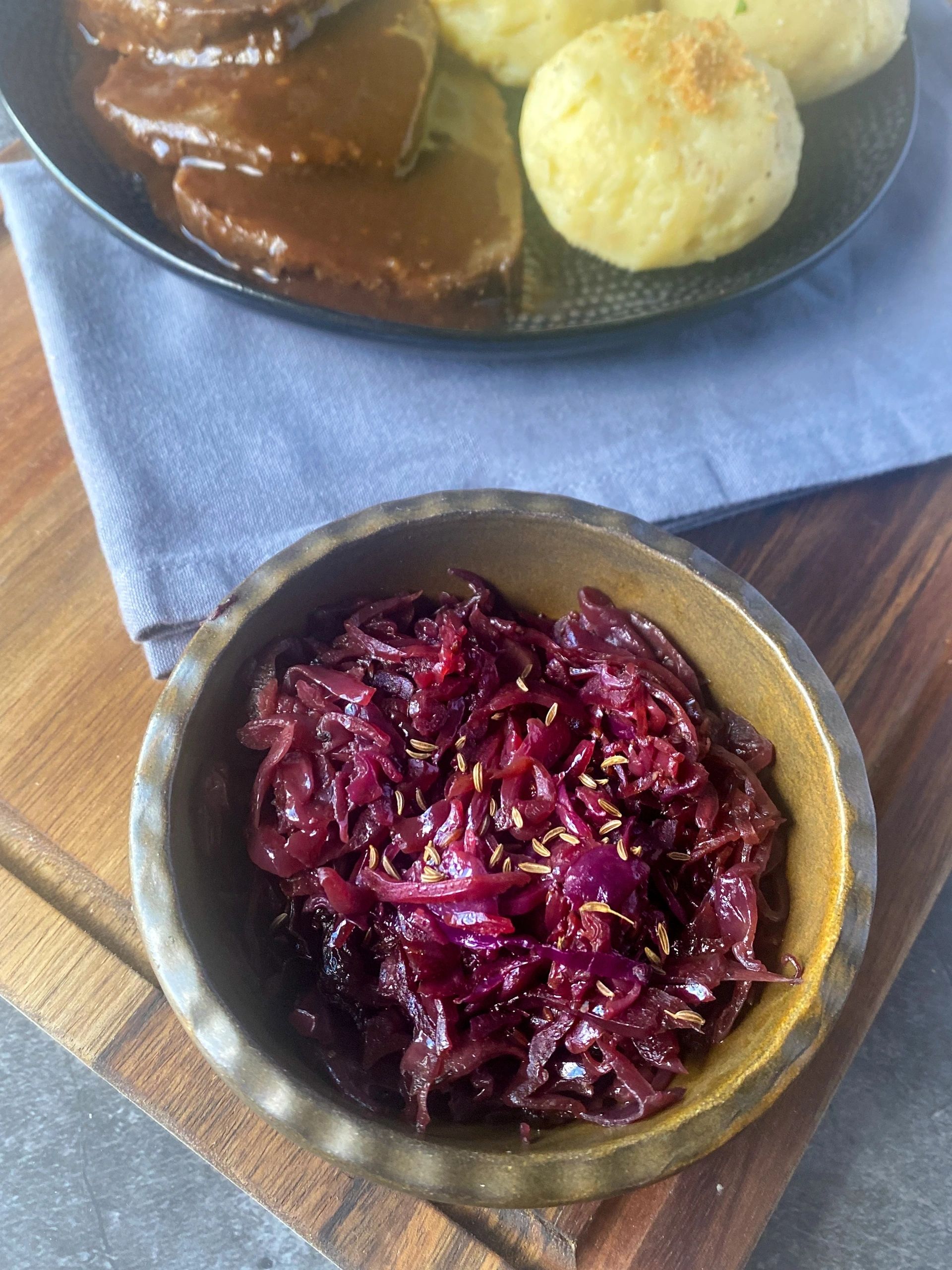 Authentic Rotkohl -- German Braised Red Cabbage Recipe